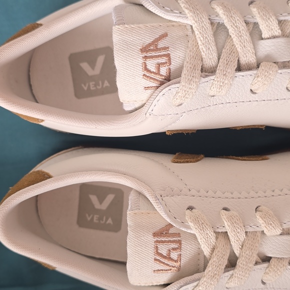 Veja Volley O.T. Sneakers, Size 5 US, Color Leather White Tent Bark,$155.00 USD - Picture 13 of 16